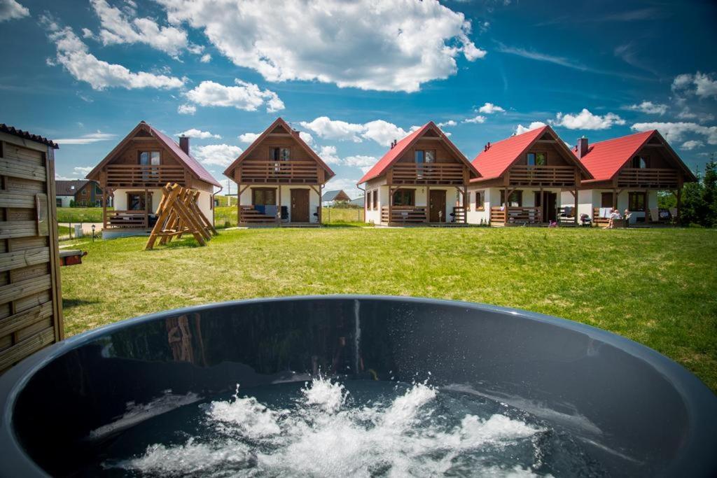 Kalinowy Sad Domki Z Jacuzzi I Sauna มิโคไวกี ภายนอก รูปภาพ
