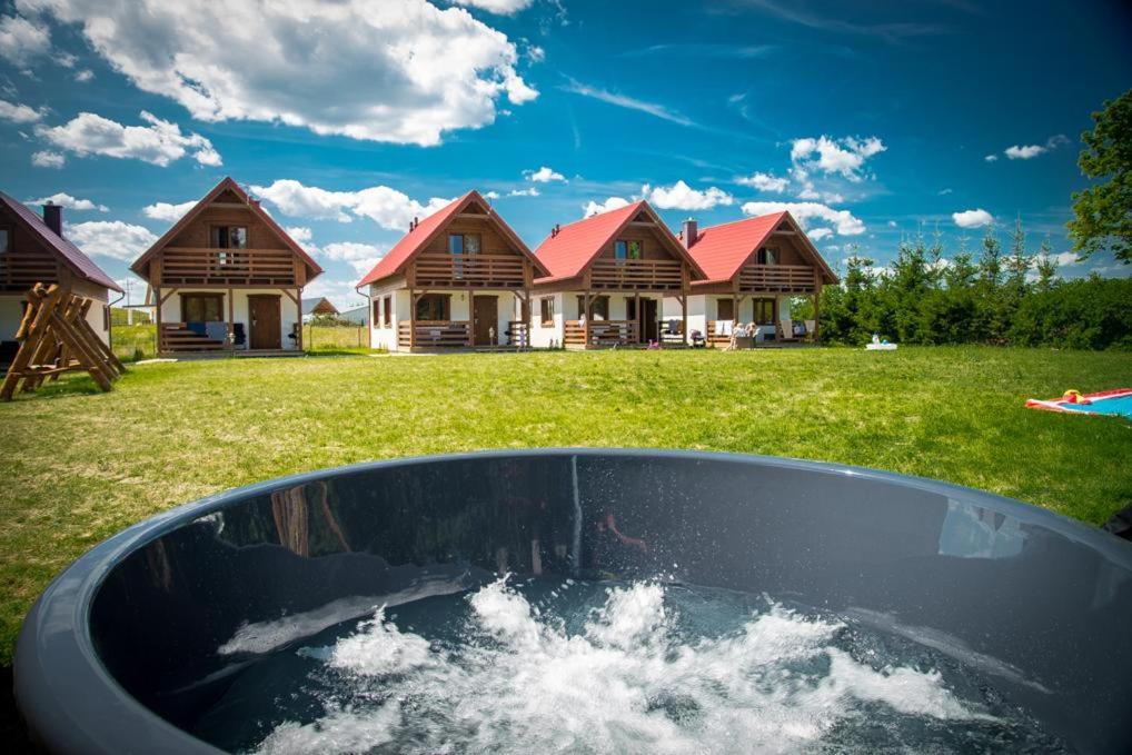 Kalinowy Sad Domki Z Jacuzzi I Sauna มิโคไวกี ภายนอก รูปภาพ